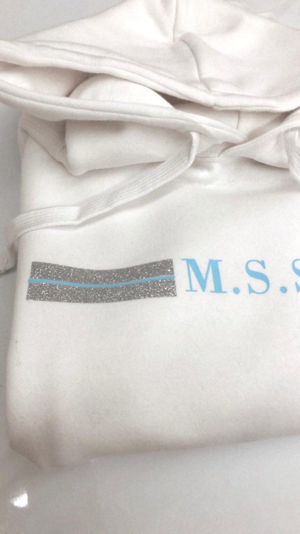 Sudadera con capucha blanca | iniciales personalizadas - Imagen 3