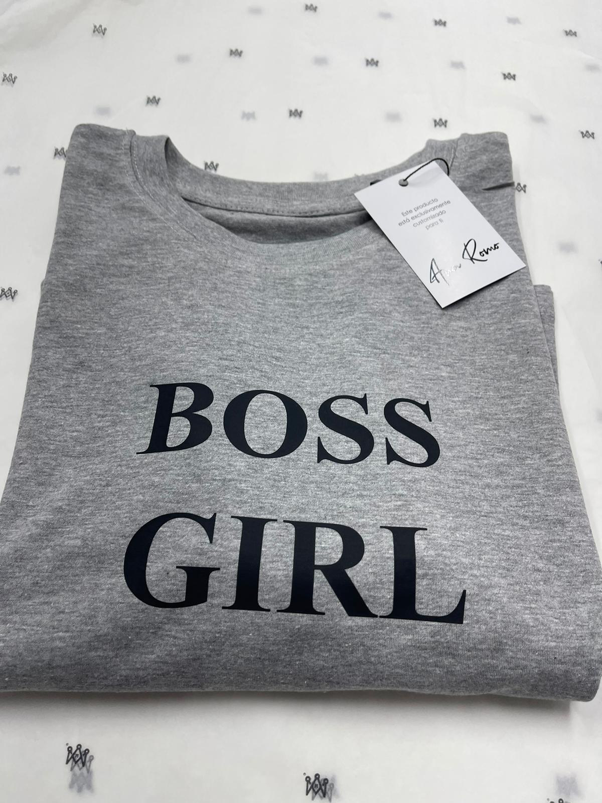 Camiseta chica oversize  GIRL BOSS
